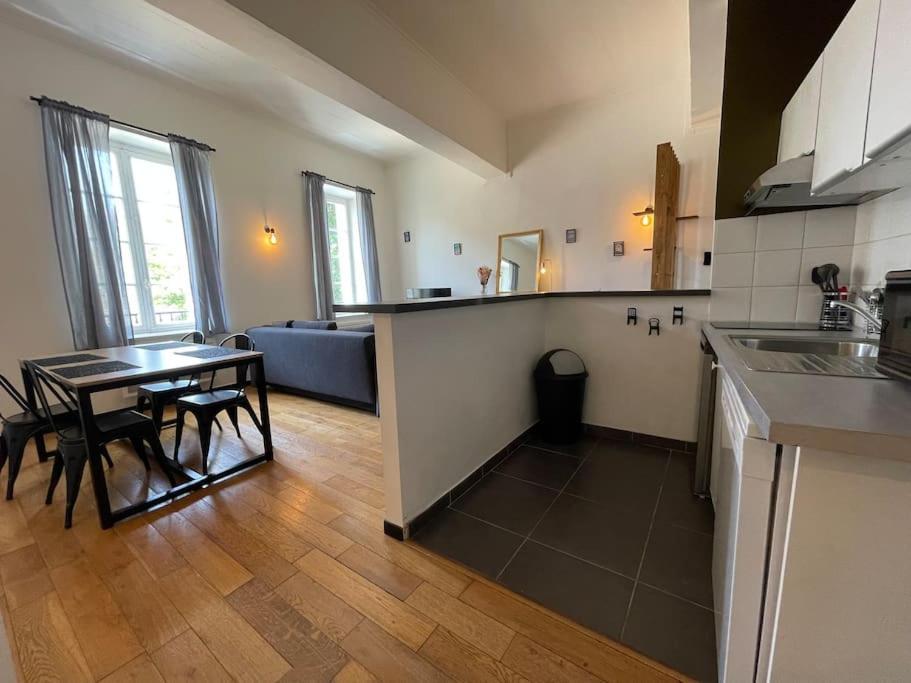 L'Appartement Tomey Avec Parking Carcassonne Exterior photo