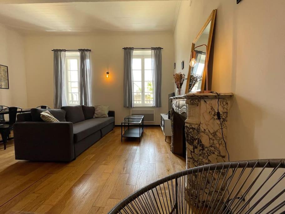 L'Appartement Tomey Avec Parking Carcassonne Exterior photo