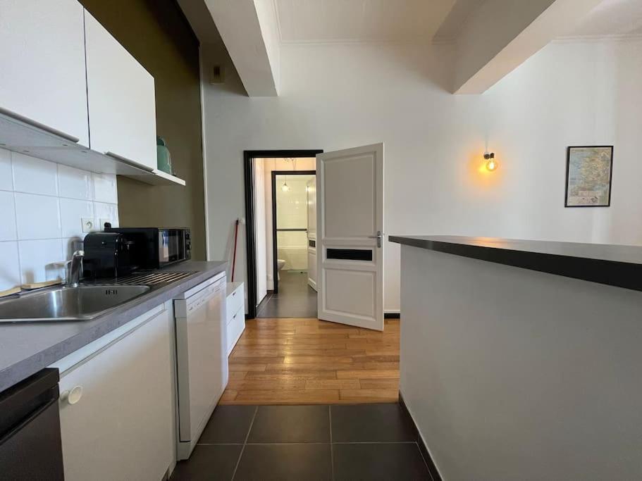 L'Appartement Tomey Avec Parking Carcassonne Exterior photo